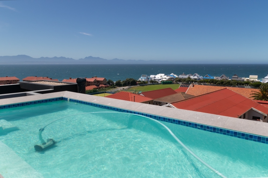 2 Bedroom Property for Sale in Mossel Bay Central Western Cape
